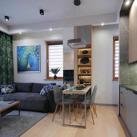 4Uapart-Apartment Suite Platan Tower Paradiso سفينويتشي المظهر الخارجي الصورة
