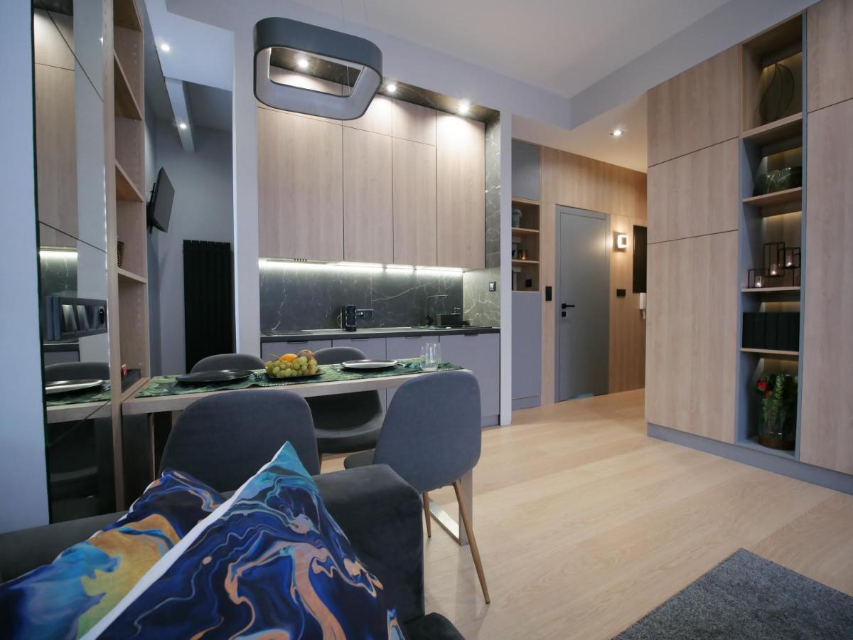 4Uapart-Apartment Suite Platan Tower Paradiso سفينويتشي المظهر الخارجي الصورة