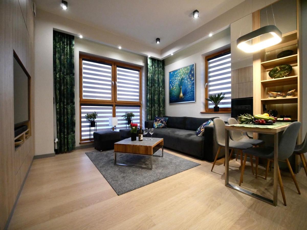 4Uapart-Apartment Suite Platan Tower Paradiso سفينويتشي المظهر الخارجي الصورة