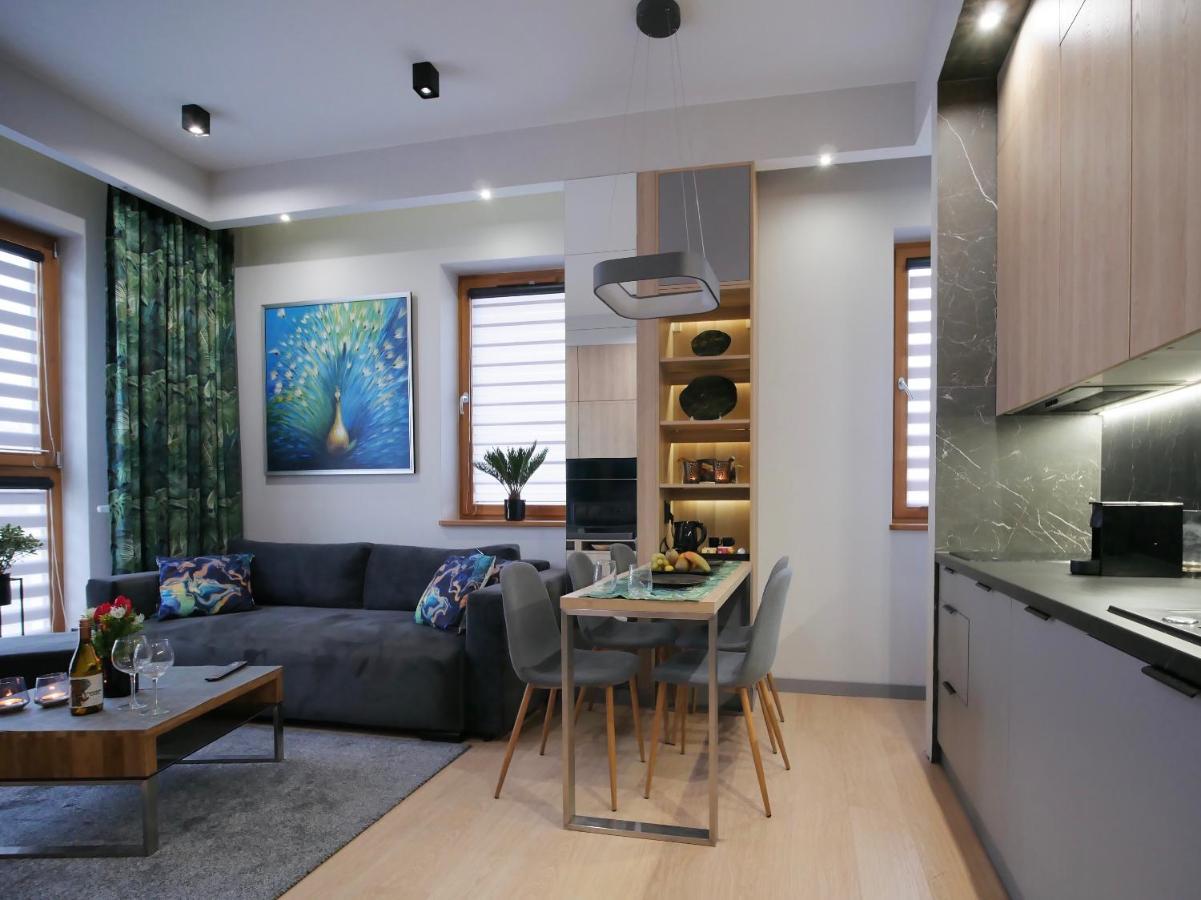 4Uapart-Apartment Suite Platan Tower Paradiso سفينويتشي المظهر الخارجي الصورة